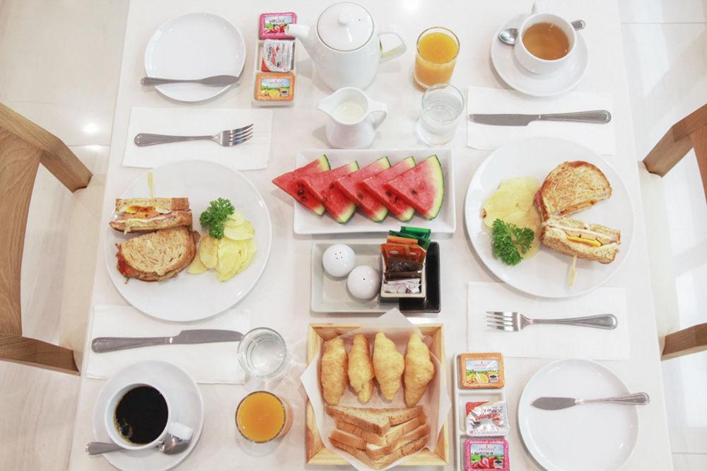 P21 Chiangmai Hotel Чиангмай Екстериор снимка