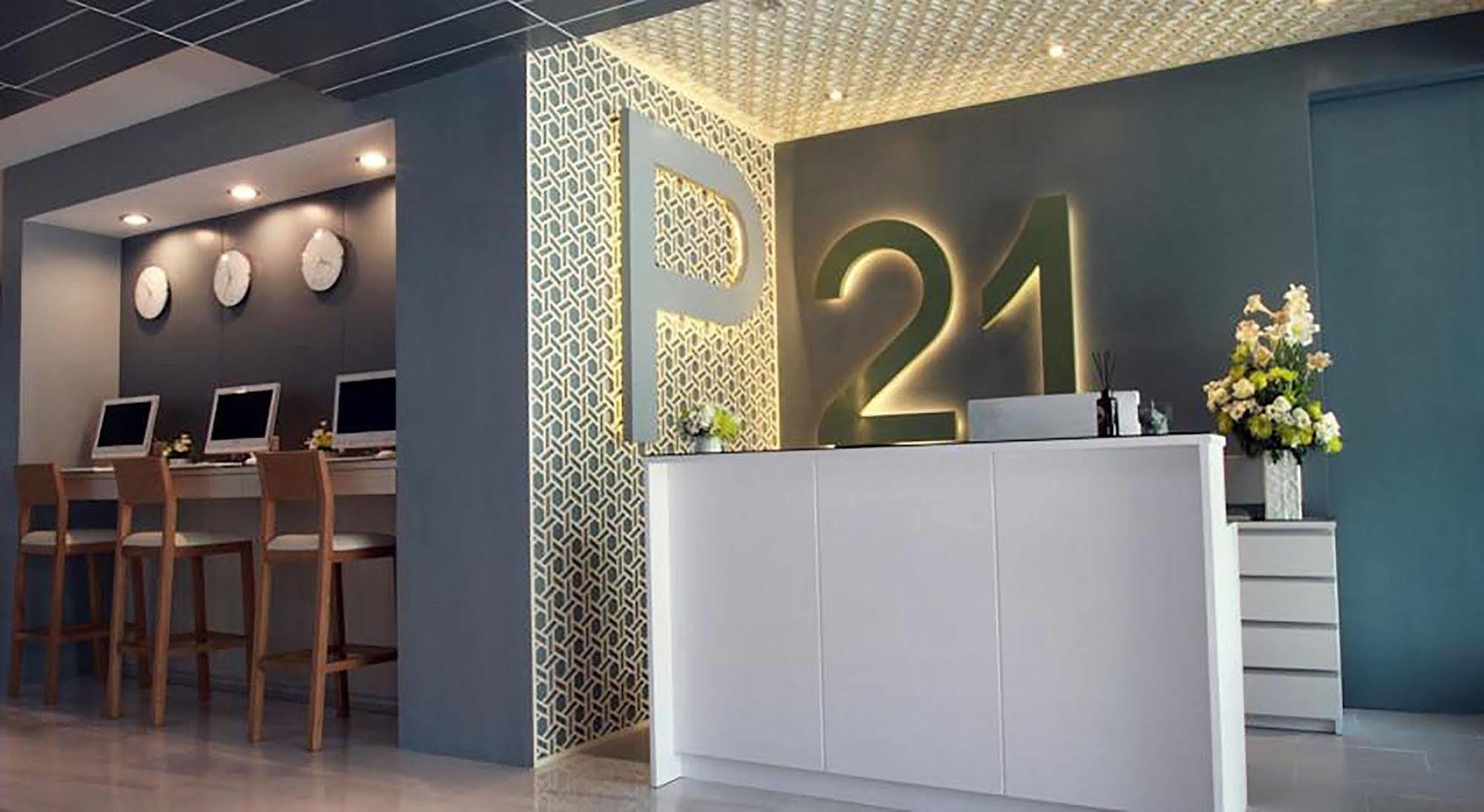 P21 Chiangmai Hotel Чиангмай Екстериор снимка